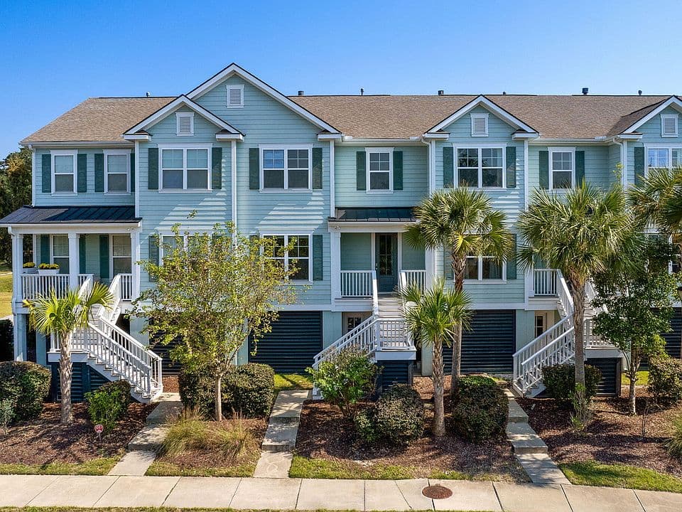 Luxury home at 1522 Pearl Tabby Drive, Mount Pleasant - sold for $751,450