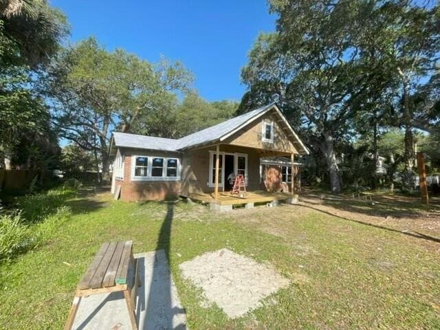 Luxury home at 17 24th Avenue, Isle of Palms - sold for $1,565,000