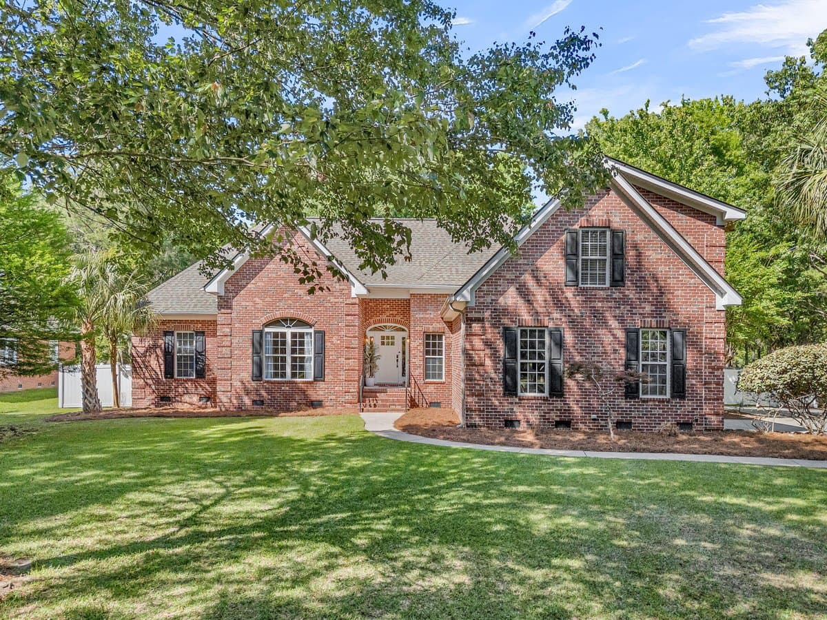 Luxury home at 3708 Colonel Vanderhorst Circle, Mount Pleasant - sold for $1,299,999