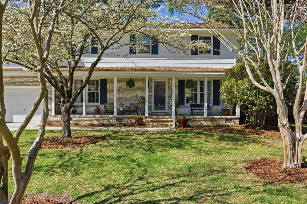 Luxury home at 932 Tall Pine Road, Mount Pleasant - sold for $1,500,000